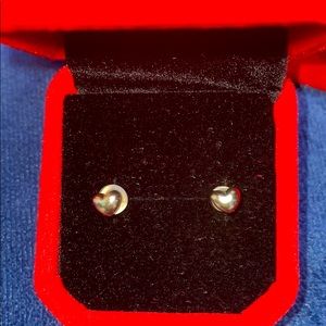 Dainty Heart Earring